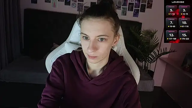 kaleriyaa  online show from 02-21-26, 01:28