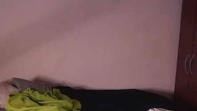 Snapshot of NathaSlave chatting on 06-15-26, 06:37 NathaSlave online show from 06-15-26, 06:37