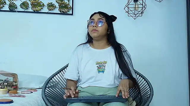 shanon marel online show from 11-10-25, 12:15