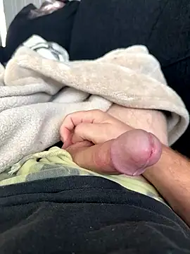 Snapshot of blazeyblake chatting on 01-16-26, 04:22 blazeyblake online show from 01-16-26, 04:22