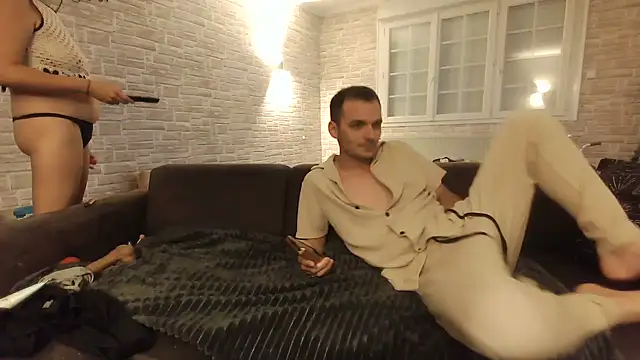 CoupleX85 online show from 09-27-25, 07:41