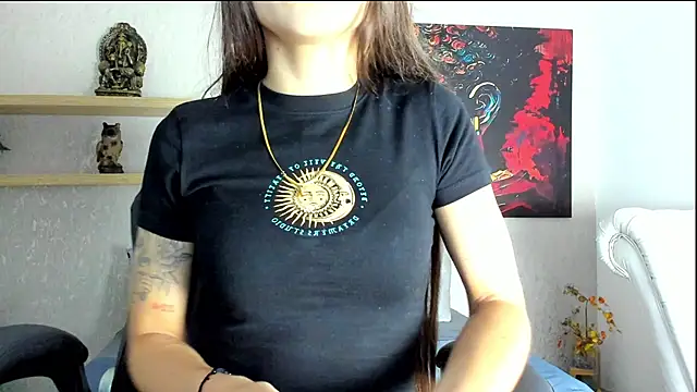 aitana baker  online show from 03-03-26, 03:23