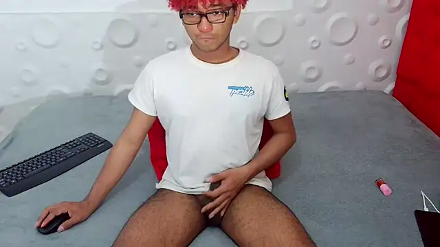 felipecams123 online show from 12-03-25, 01:46