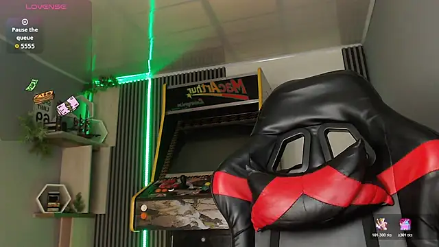 Bastian MCcormick online show from 11-20-25, 12:27