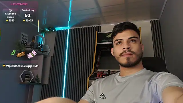 Snapshot of Bastian_MCcormick chatting on 01-05-26, 05:27 Bastian MCcormick online show from 01-05-26, 05:27