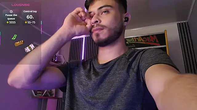 Snapshot of Bastian_MCcormick chatting on 01-11-26, 12:10 Bastian MCcormick online show from 01-11-26, 12:10