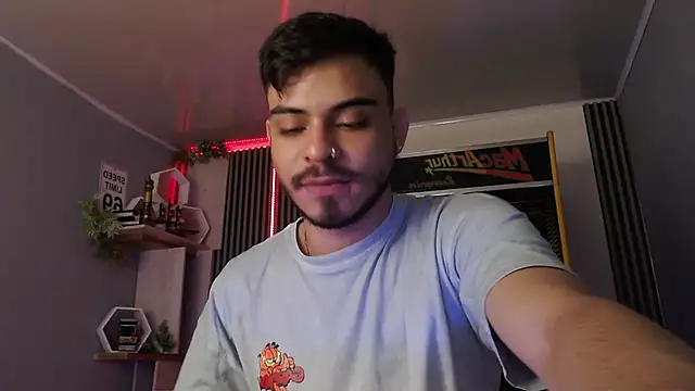 Snapshot of Bastian_MCcormick chatting on 01-16-26, 11:58 Bastian MCcormick online show from 01-16-26, 11:58