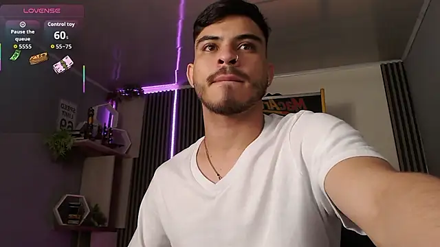 Snapshot of Bastian_MCcormick chatting on 02-21-26, 12:50 Bastian MCcormick online show from 02-21-26, 12:50