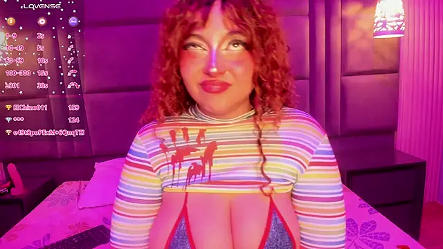 Snapshot of SamanthaaReed chatting on 10-03-25, 05:59 SamanthaaReed online show from 10-03-25, 05:59
