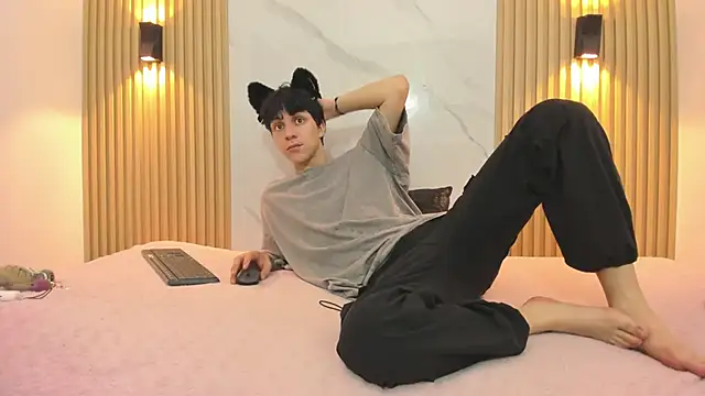 IM DAREN online show from 11-21-25, 03:16