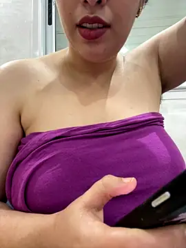 Snapshot of Bold-arabic-vibes chatting on 12-15-25, 02:21 Bold-arabic-vibes online show from 12-15-25, 02:21