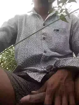 Snapshot of Chloe_1122 chatting on 03-20-25, 01:35 Chloe 1122 online show from 03-20-25, 01:35