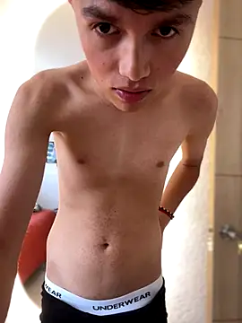 Snapshot of andrew_gara chatting on 09-12-25, 07:58 andrew gara online show from 09-12-25, 07:58