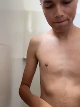 Snapshot of andrew_gara chatting on 09-13-25, 05:02 andrew gara online show from 09-13-25, 05:02