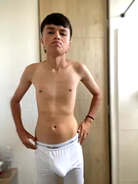 Snapshot of andrew_gara chatting on 09-14-25, 09:03 andrew gara online show from 09-14-25, 09:03