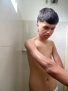 Snapshot of andrew_gara chatting on 10-12-25, 05:56 andrew gara online show from 10-12-25, 05:56