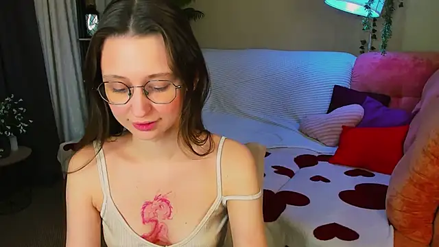 YourLovellyStory online show from 05-30-26, 04:37