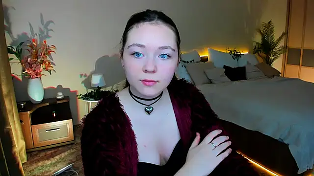 Snapshot of AlluringLookk chatting on 10-20-25, 12:27 AlluringLookk online show from 10-20-25, 12:27