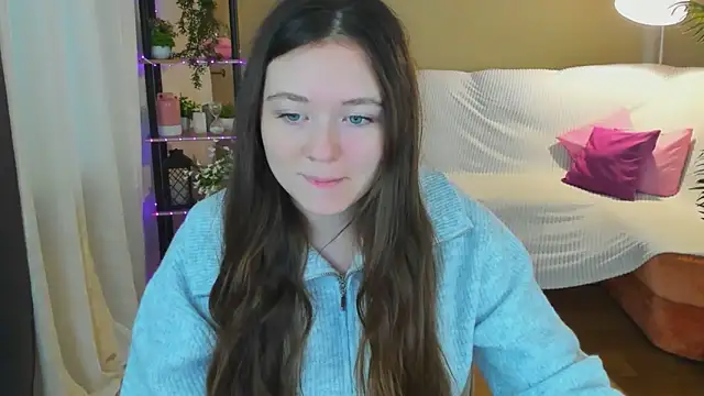 Snapshot of AlluringLookk chatting on 10-21-25, 10:27 AlluringLookk online show from 10-21-25, 10:27