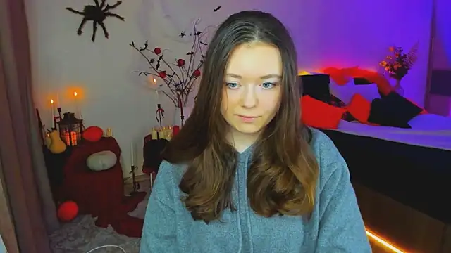 Snapshot of AlluringLookk chatting on 10-27-25, 12:09 AlluringLookk online show from 10-27-25, 12:09