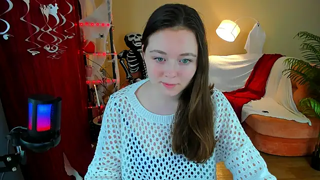 Snapshot of AlluringLookk chatting on 11-03-25, 04:19 AlluringLookk online show from 11-03-25, 04:19