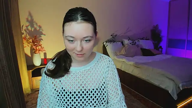 Snapshot of AlluringLookk chatting on 11-12-25, 04:51 AlluringLookk online show from 11-12-25, 04:51