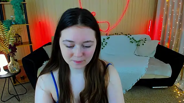 Snapshot of AlluringLookk chatting on 02-01-26, 04:38 AlluringLookk online show from 02-01-26, 04:38