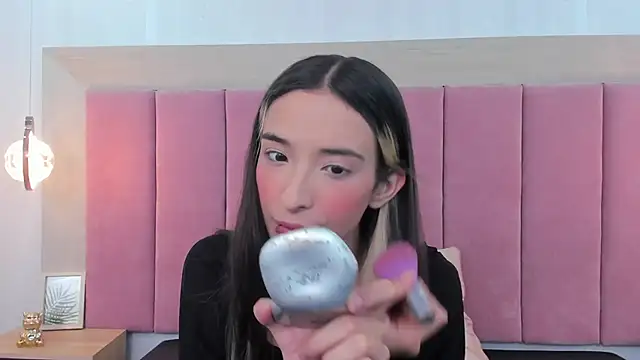 Emilia Bons online show from 10-01-25, 01:17