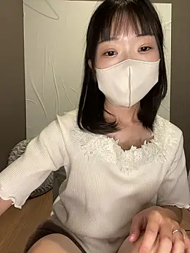 Snapshot of ms_suzuka chatting on 09-13-25, 12:43 ms suzuka online show from 09-13-25, 12:43