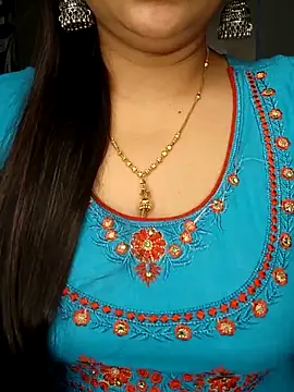 Snapshot of officialbhabhi chatting on 09-14-25, 08:35 officialbhabhi online show from 09-14-25, 08:35