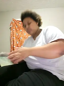 chocolate bella online show from 09-10-25, 01:16