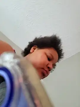 chocolate bella online show from 02-07-26, 05:05