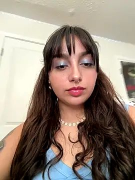 Snapshot of CharmingMaddie chatting on 09-17-25, 05:58 CharmingMaddie online show from 09-17-25, 05:58