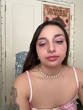 CharmingMaddie online show from 02-09-26, 04:33