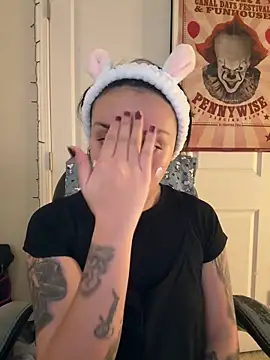 CharmingMaddie online show from 03-04-26, 09:43