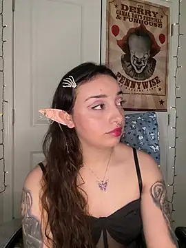 CharmingMaddie online show from 03-28-26, 08:52