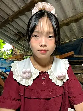 Snapshot of AdamLazis chatting on 09-27-25, 01:21 AdamLazis online show from 09-27-25, 01:21