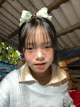 Snapshot of AdamLazis chatting on 10-24-25, 12:08 AdamLazis online show from 10-24-25, 12:08