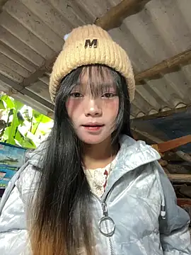 Snapshot of AdamLazis chatting on 11-27-25, 12:35 AdamLazis online show from 11-27-25, 12:35