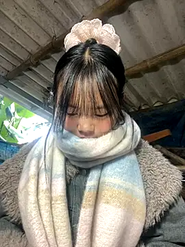 Snapshot of AdamLazis chatting on 11-28-25, 12:46 AdamLazis online show from 11-28-25, 12:46