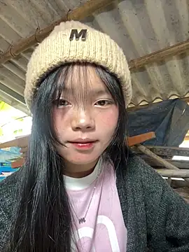 Snapshot of AdamLazis chatting on 12-03-25, 01:13 AdamLazis online show from 12-03-25, 01:13