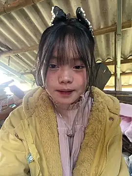 Snapshot of AdamLazis chatting on 12-21-25, 12:51 AdamLazis online show from 12-21-25, 12:51