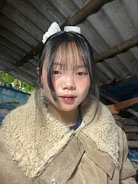 Snapshot of AdamLazis chatting on 01-06-26, 12:58 AdamLazis online show from 01-06-26, 12:58