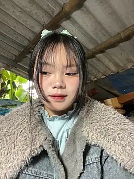 Snapshot of AdamLazis chatting on 02-11-26, 01:10 AdamLazis online show from 02-11-26, 01:10