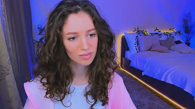 ChristinaConteeree online show from 09-24-25, 06:22