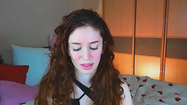 ChristinaConteeree online show from 03-29-26, 04:23