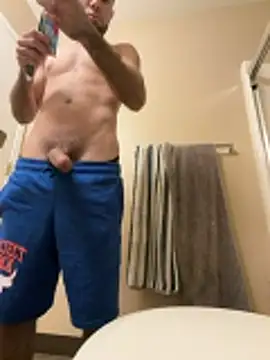 kelvin971011 online show from 11-01-25, 04:20