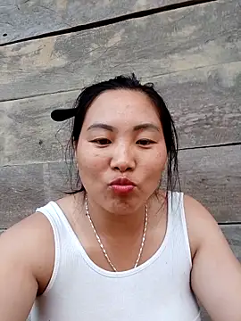 Love-Ly99 online show from 09-17-25, 11:01