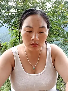 Love-Ly99 online show from 09-19-25, 09:43