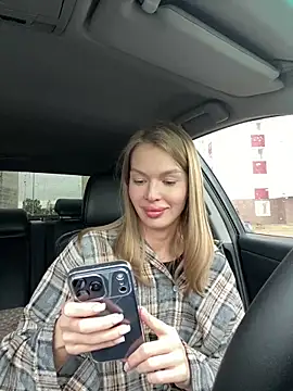 Snapshot of miss_veroNika chatting on 05-30-26, 12:13 miss veroNika online show from 05-30-26, 12:13